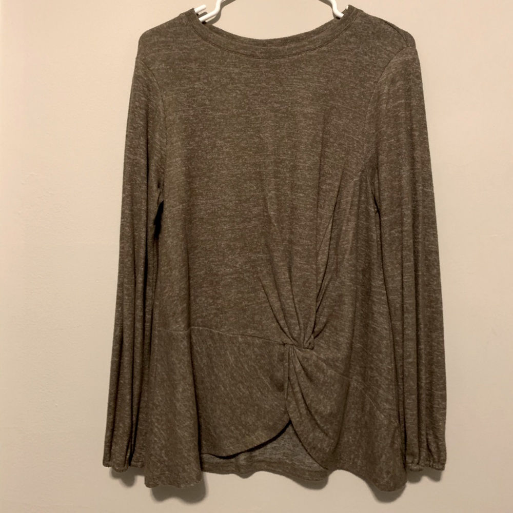 Tie top